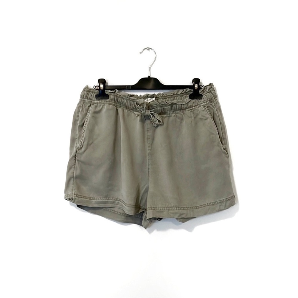 C&C California Shorts Size XL